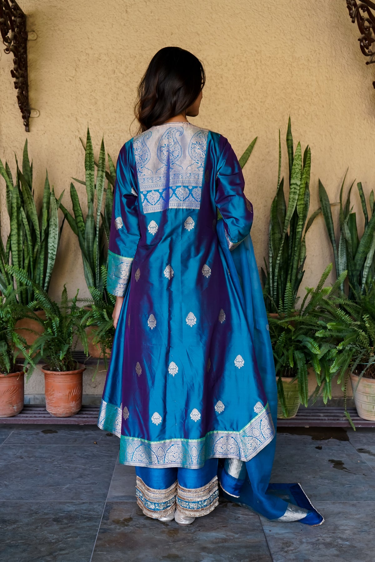 Persian Blue Cross Shade with Silver Banarasi Flare image 3